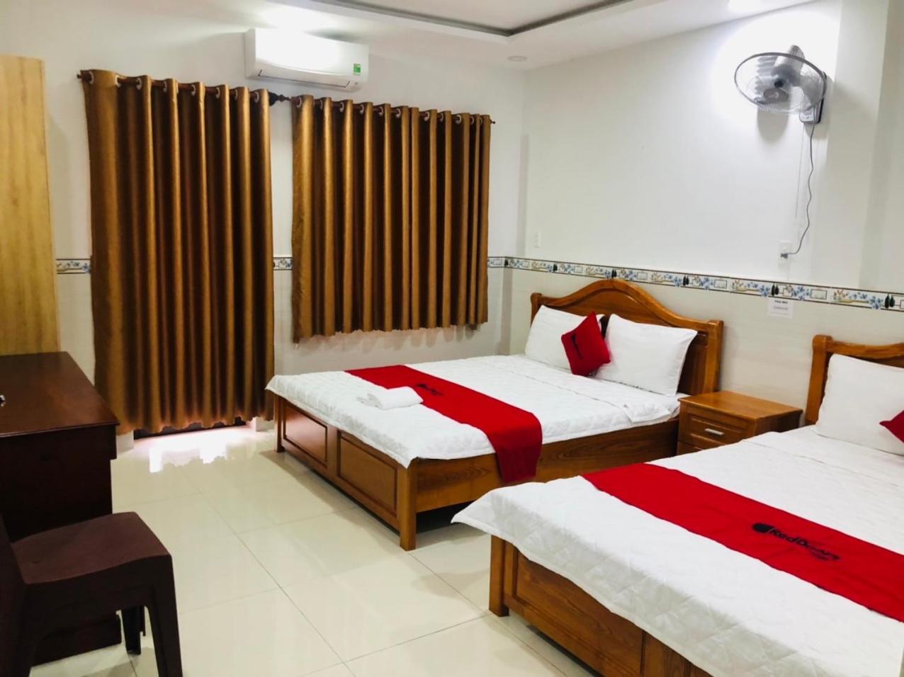 Khach San Vy Ha Ho Chi Minh City